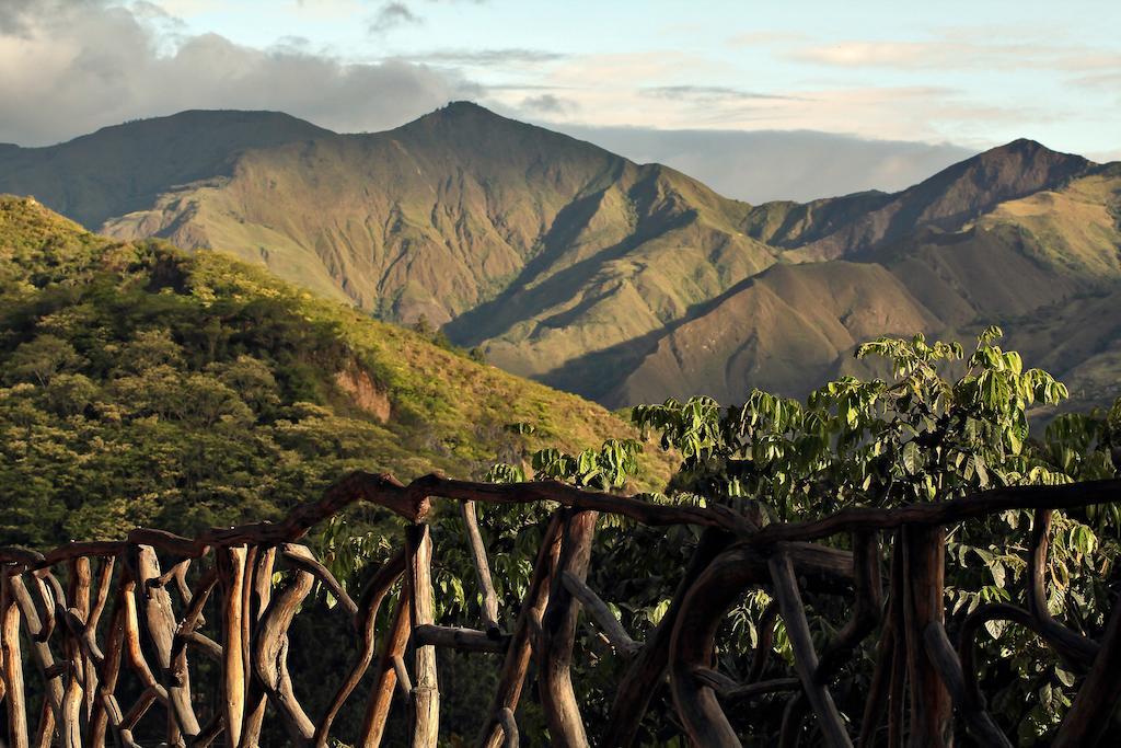 Casa Madre Tierra Hotel Vilcabamba Luaran gambar